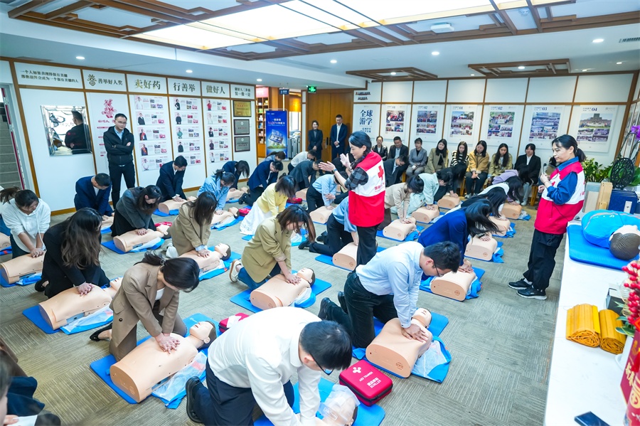 凯发k8一触即发医药入选“湖南省红十字应急救护智能化培训基地”